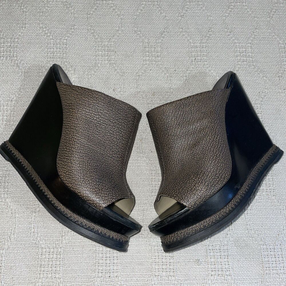 Diane Von Furstenberg Women’s Wedge Mules Size 8 M Brown Leather Going Out Party